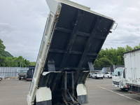 いすゞエルフダンプ小型（2t・3t）[写真16]