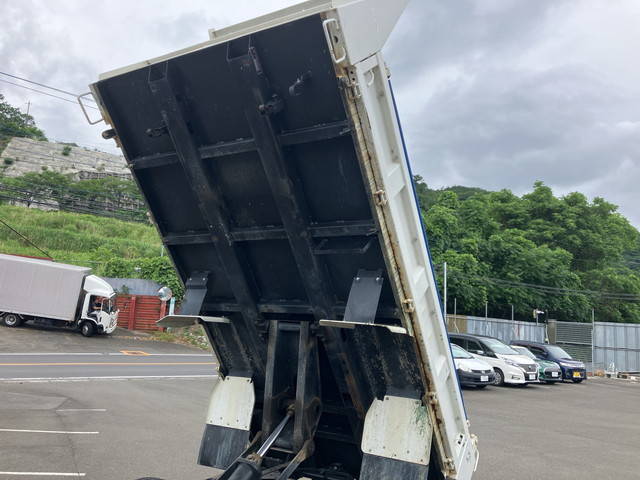 いすゞエルフダンプ小型（2t・3t）[写真16]