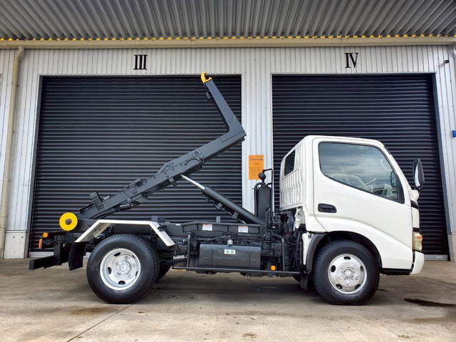 日野デュトロコンテナ専用車小型（2t・3t）[写真15]