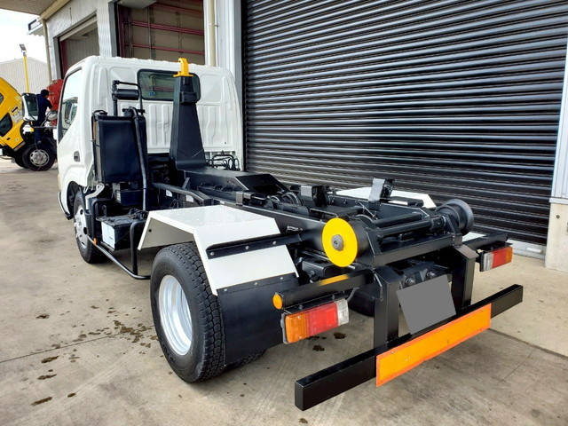 日野デュトロコンテナ専用車小型（2t・3t）[写真04]