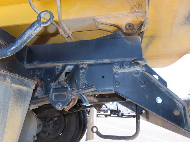 いすゞフォワード汚泥吸引車中型（4t）[写真21]