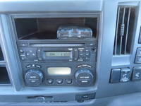 いすゞフォワード汚泥吸引車中型（4t）[写真32]