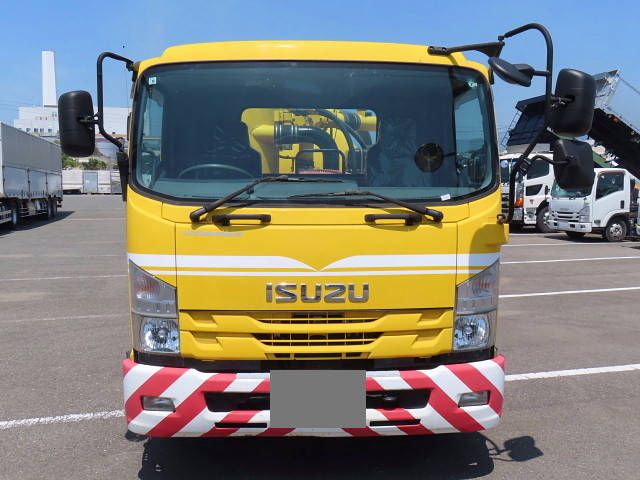 いすゞフォワード汚泥吸引車中型（4t）[写真04]