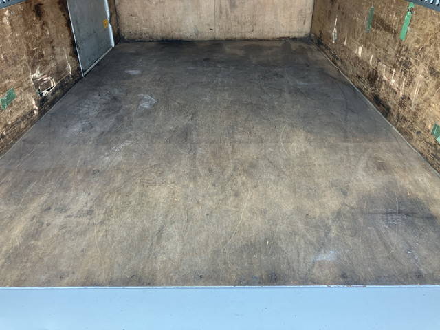 三菱ふそうキャンターアルミバン小型（2t・3t）[写真20]