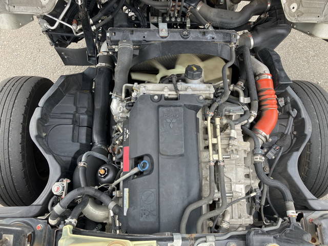 三菱ふそうキャンターアルミバン小型（2t・3t）[写真28]