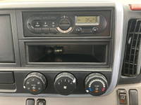 三菱ふそうキャンターアルミバン小型（2t・3t）[写真38]