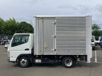 三菱ふそうキャンターアルミバン小型（2t・3t）[写真05]