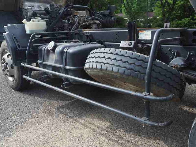 いすゞフォワードダンプ中型（4t）[写真23]