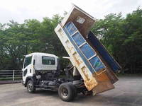 いすゞフォワードダンプ中型（4t）[写真02]