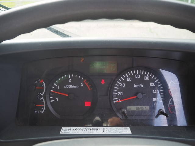 いすゞフォワードダンプ中型（4t）[写真38]