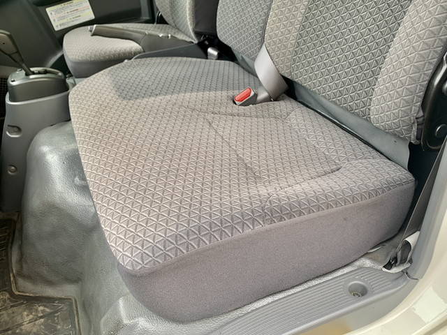 いすゞエルフパネルバン小型（2t・3t）[写真10]