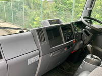 いすゞエルフパネルバン小型（2t・3t）[写真13]