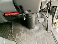 いすゞエルフパネルバン小型（2t・3t）[写真36]