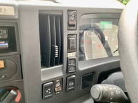 いすゞエルフパネルバン小型（2t・3t）[写真41]