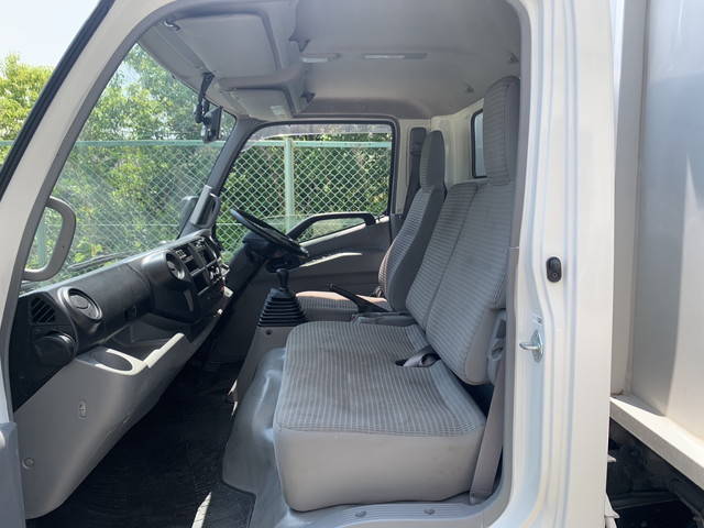 日野デュトロアルミウイング小型（2t・3t）[写真36]