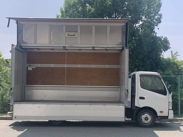 日野デュトロアルミウイング小型（2t・3t）[写真06]