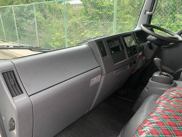 いすゞエルフアルミウイング小型（2t・3t）[写真13]