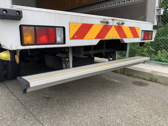 いすゞエルフアルミウイング小型（2t・3t）[写真27]