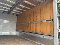 いすゞエルフアルミウイング小型（2t・3t）[写真10]