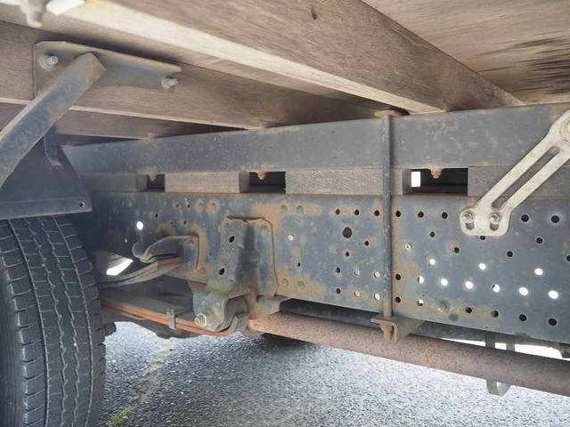 いすゞエルフクレーン4段小型（2t・3t）[写真20]