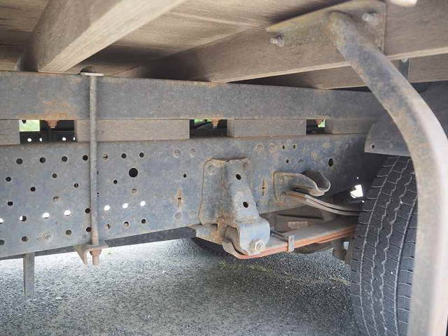 いすゞエルフクレーン4段小型（2t・3t）[写真24]