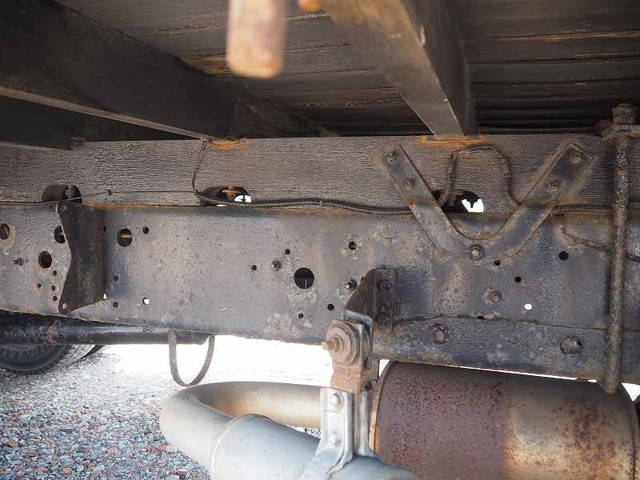 いすゞフォワードクレーン3段中型（4t）[写真21]