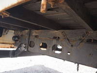 いすゞフォワードクレーン3段中型（4t）[写真24]