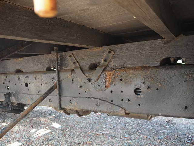 いすゞフォワードクレーン3段中型（4t）[写真26]