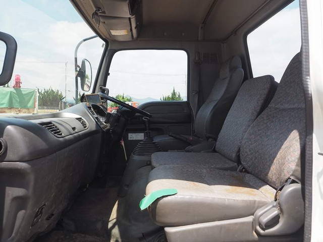 いすゞフォワードクレーン3段中型（4t）[写真33]