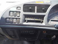 いすゞフォワードクレーン3段中型（4t）[写真38]