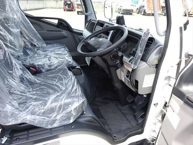 三菱ふそうキャンターダンプ小型（2t・3t）[写真15]