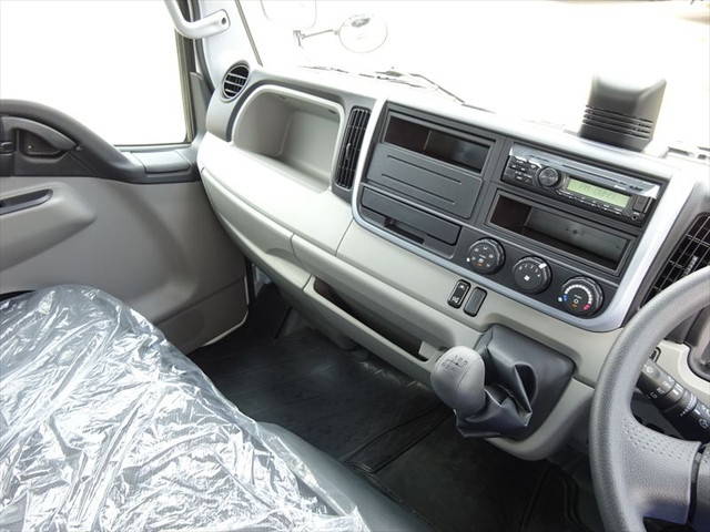 三菱ふそうキャンターダンプ小型（2t・3t）[写真18]