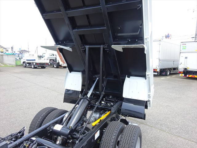 三菱ふそうキャンターダンプ小型（2t・3t）[写真07]