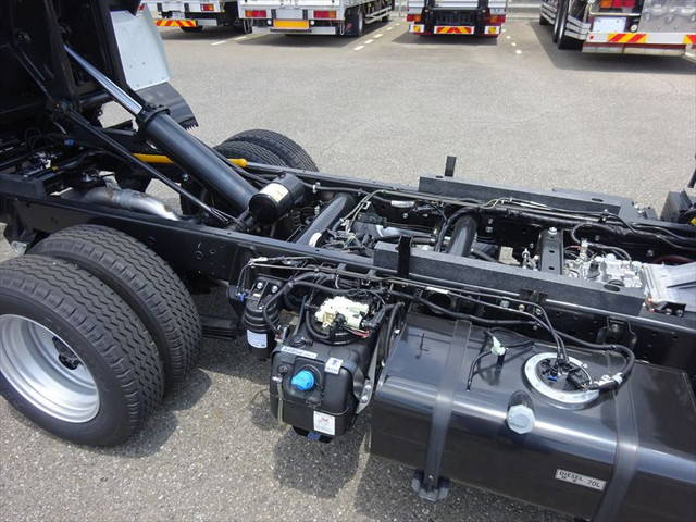 三菱ふそうキャンターダンプ小型（2t・3t）[写真09]