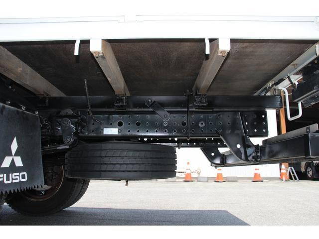三菱ふそうキャンター平ボディ小型（2t・3t）[写真20]