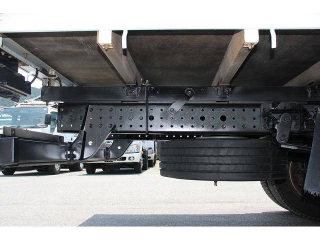 三菱ふそうキャンター平ボディ小型（2t・3t）[写真22]