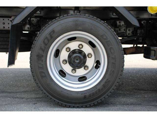 三菱ふそうキャンター平ボディ小型（2t・3t）[写真27]