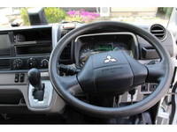 三菱ふそうキャンター平ボディ小型（2t・3t）[写真29]