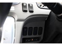 三菱ふそうキャンター平ボディ小型（2t・3t）[写真32]