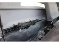 三菱ふそうキャンター平ボディ小型（2t・3t）[写真36]