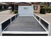 三菱ふそうキャンター平ボディ小型（2t・3t）[写真08]