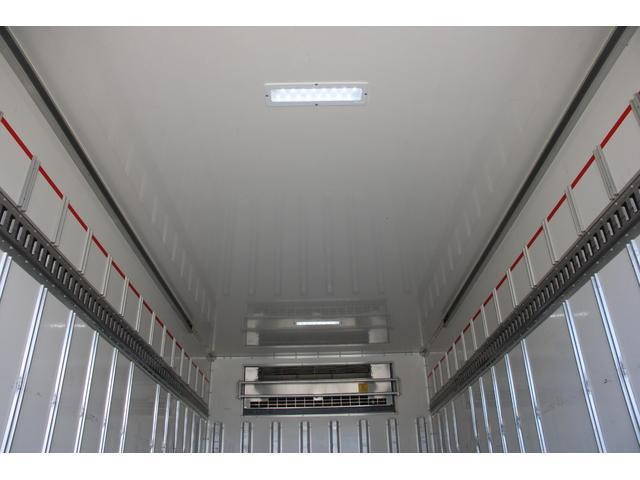 いすゞエルフ冷凍車（冷蔵車）小型（2t・3t）[写真16]