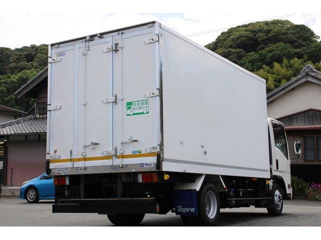 いすゞエルフ冷凍車（冷蔵車）小型（2t・3t）[写真04]