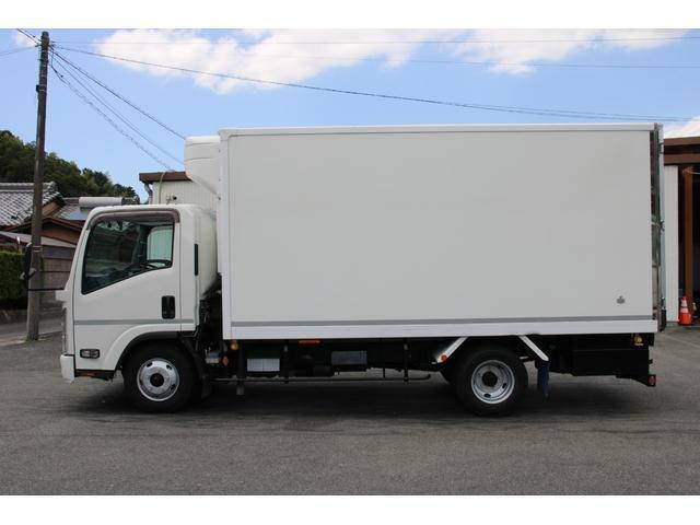 いすゞエルフ冷凍車（冷蔵車）小型（2t・3t）[写真05]