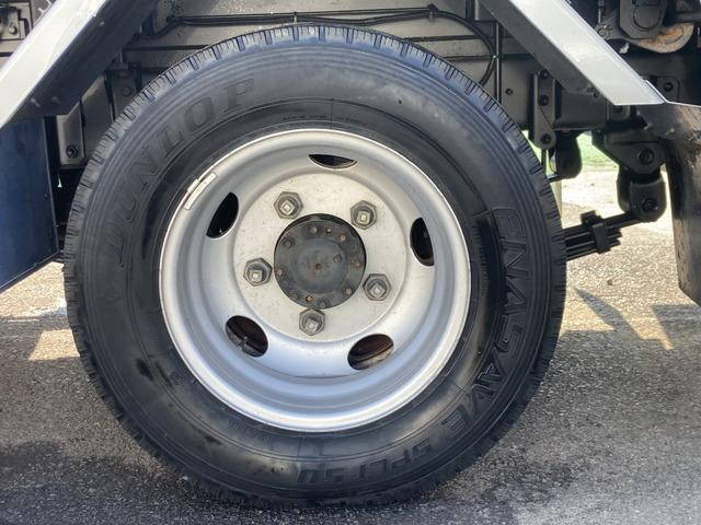 日野デュトロパッカー車（塵芥車）小型（2t・3t）[写真15]