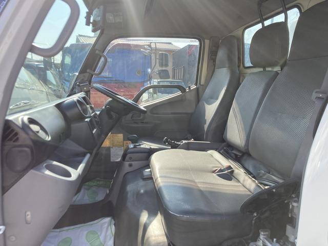 日野デュトロパッカー車（塵芥車）小型（2t・3t）[写真33]