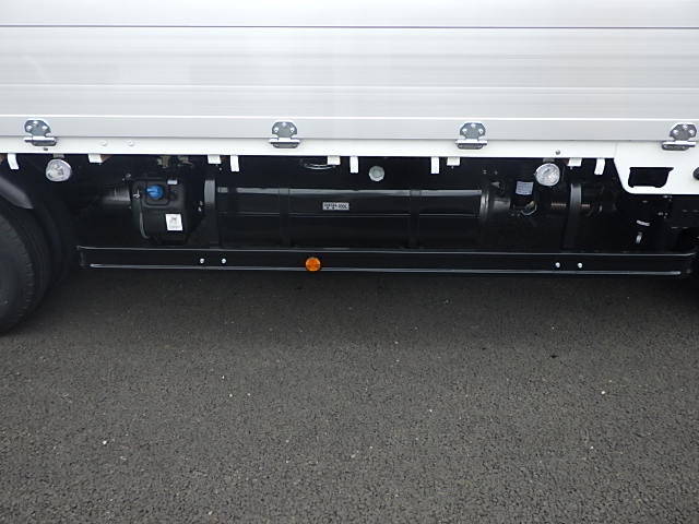 三菱ふそうキャンターアルミブロック小型（2t・3t）[写真11]