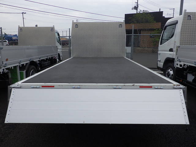 三菱ふそうキャンターアルミブロック小型（2t・3t）[写真18]