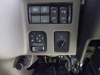 三菱ふそうキャンターアルミブロック小型（2t・3t）[写真32]