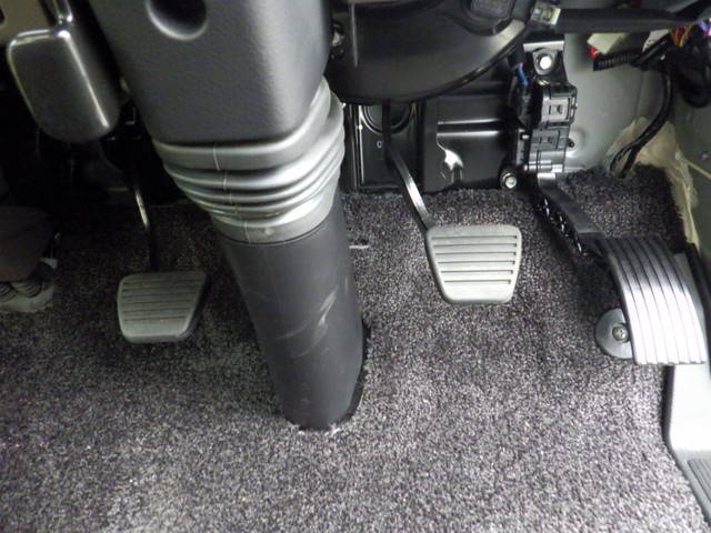 三菱ふそうキャンターアルミブロック小型（2t・3t）[写真35]